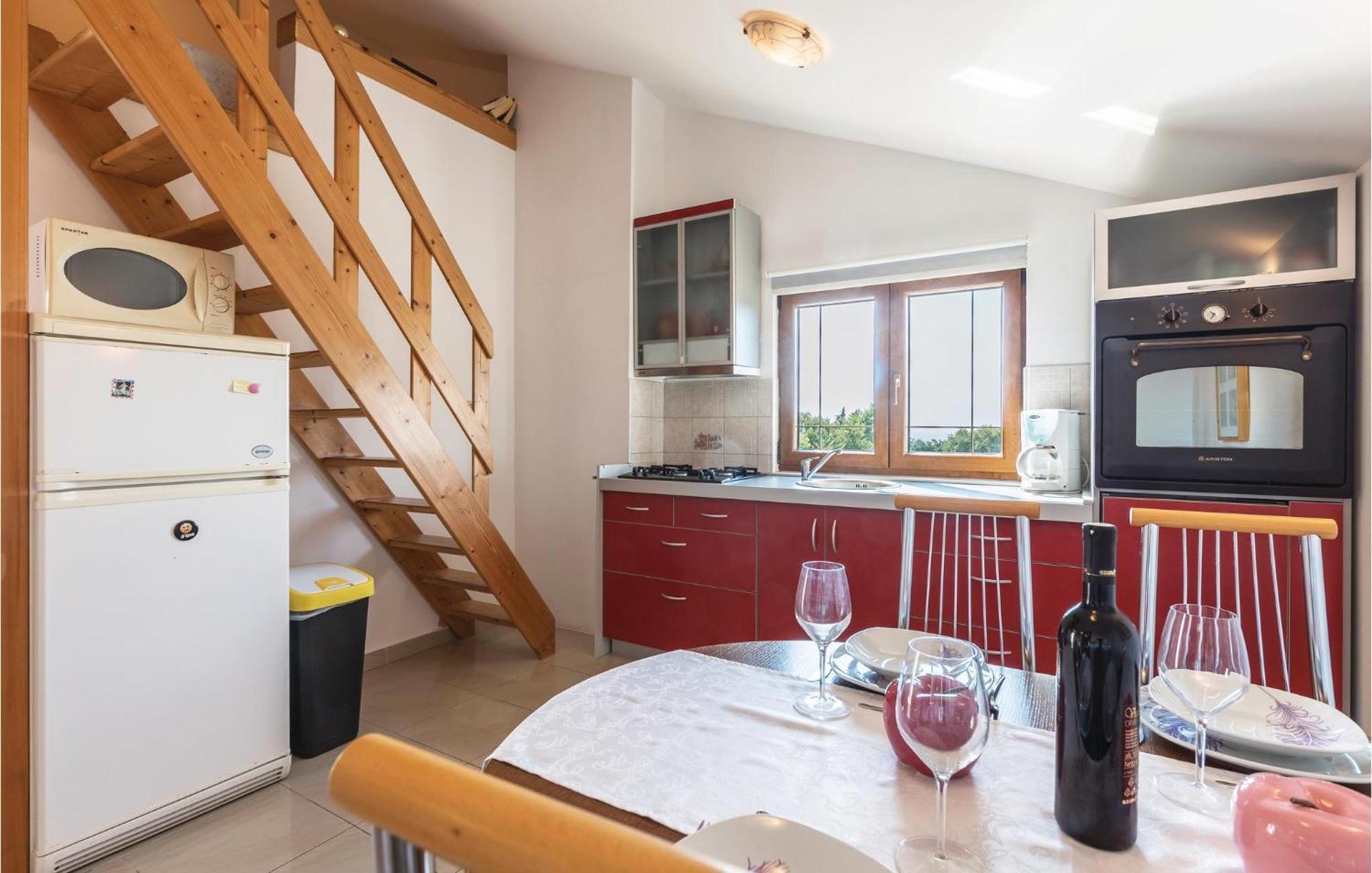 Pet Friendly Apartment In Koromacno With Wifi Zewnętrze zdjęcie