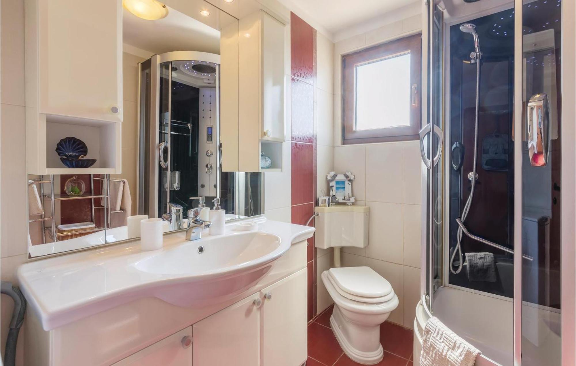 Pet Friendly Apartment In Koromacno With Wifi Zewnętrze zdjęcie